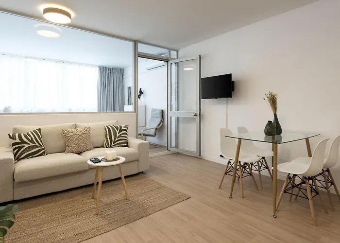 Maya - Center By Hd Appartement