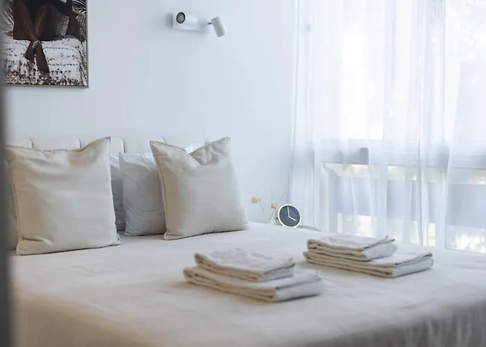 Appartement Maya - Center By Hd