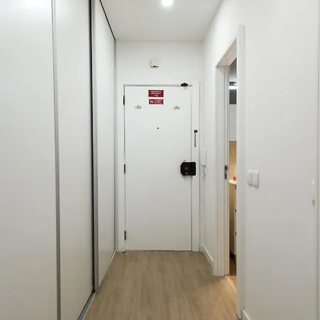 アパート Maya - Center By Hd *